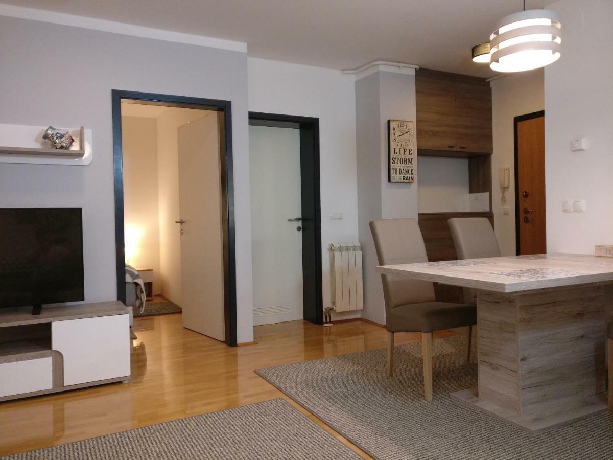 Apartman Luna Near Zagreb Airport Velika Gorica Exterior photo